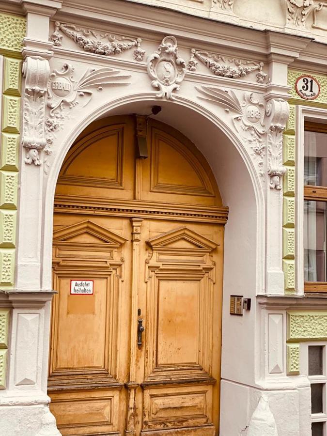 Blaue Lagune Appartement Wenen Buitenkant foto