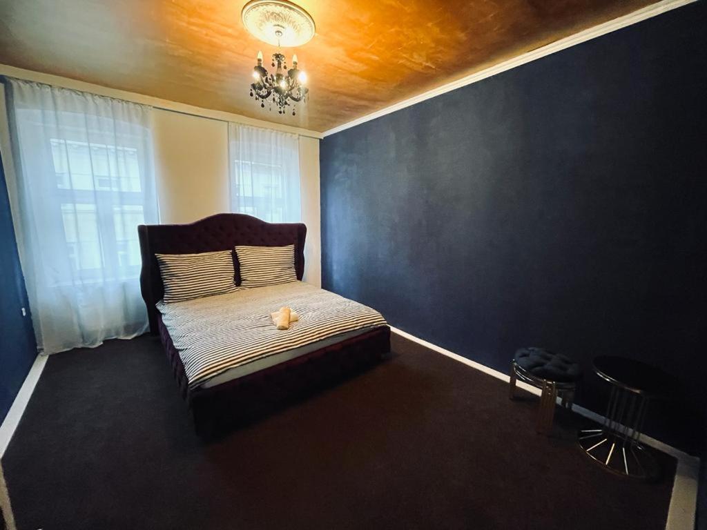 Blaue Lagune Appartement Wenen Buitenkant foto